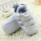Halbschuh Kunstleder mit Klettverschluss & Anti-Rutsch-Sohle - mybabydream