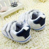 Halbschuh Kunstleder mit Klettverschluss & Anti-Rutsch-Sohle - mybabydream