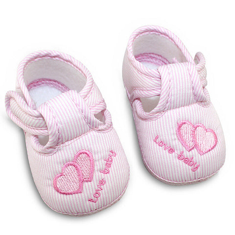 Baby Schuhe mit Herzchen und Anti-Rutsch-Sohle - mybabydream